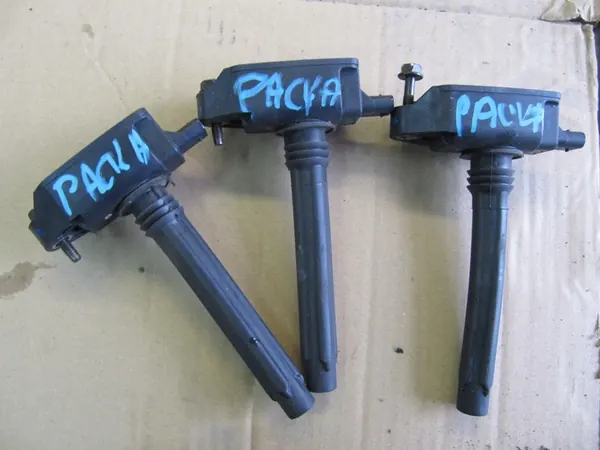 CHRYSLER PACIFICA 3.6 Bobina de Ignição Usada OEM 68223569AD image 7