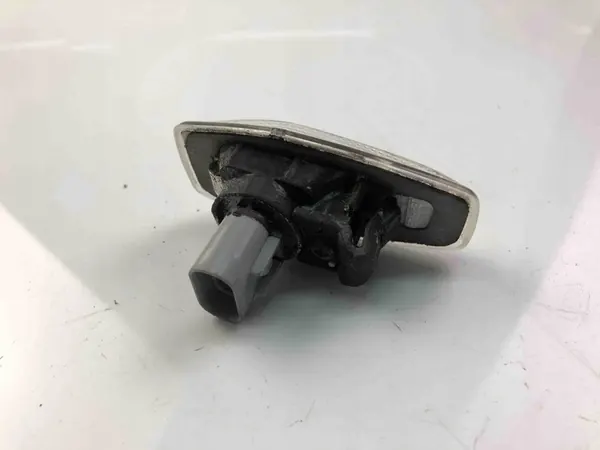 Indicadores adicionais Hyundai Tucson II 9233025500 image 4