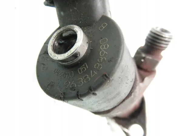 Bosch 0 445 110 057 käytetty ruiskutusuutin image 3
