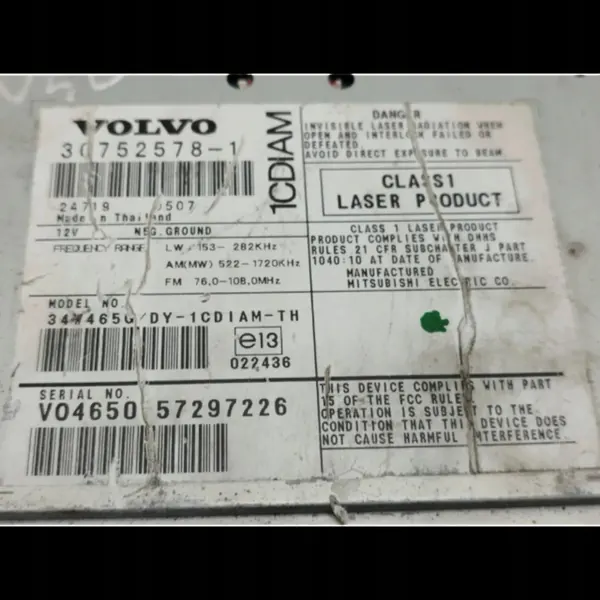 Volvo V50 CD/DVD-wisselaar OEM 30752578 - Gebruikt image 9