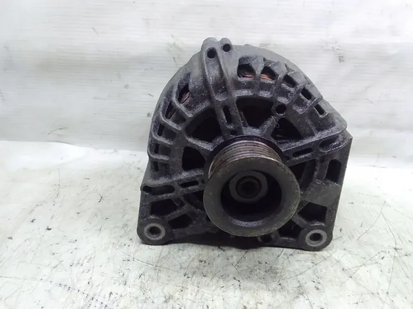 Vaihtovirtageneraattori Renault Megane III 1.9 DCI 8200757870B image 3