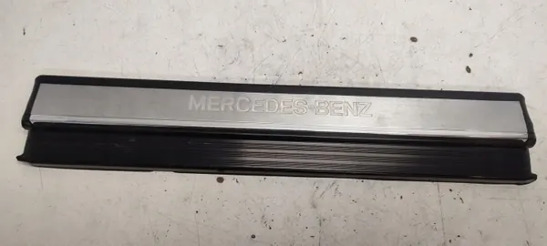 Mercedes W140 OEM tröskellist - Begagnad image 7