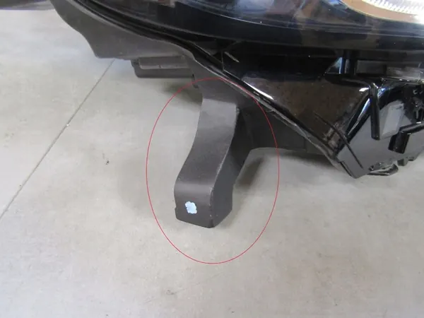 Renault Kangoo III Etuvalo LED 21 - Oikea 260100108R image 5