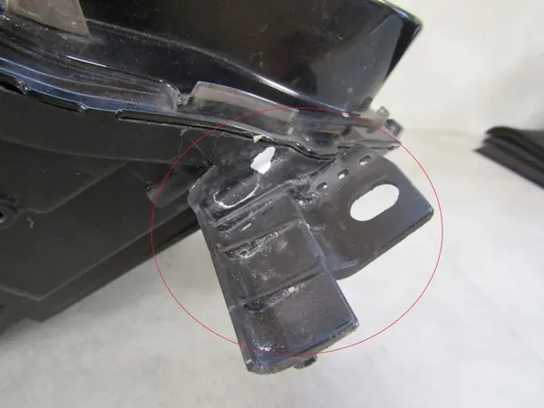 Renault Kangoo III Etuvalo LED 21 - Oikea 260100108R image 6