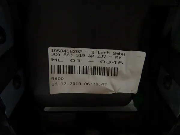 OEM 3C0864207P Keskikyynärnoja nahka karamelli VW Passat B7 CC image 10