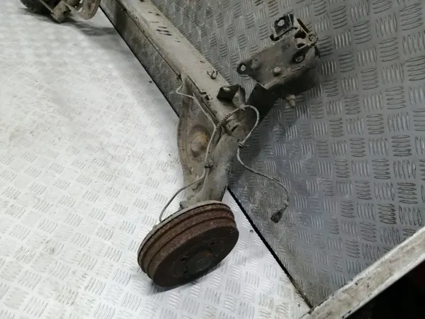 Hinterachsschwinge OEM FRE59236 für Renault image 3