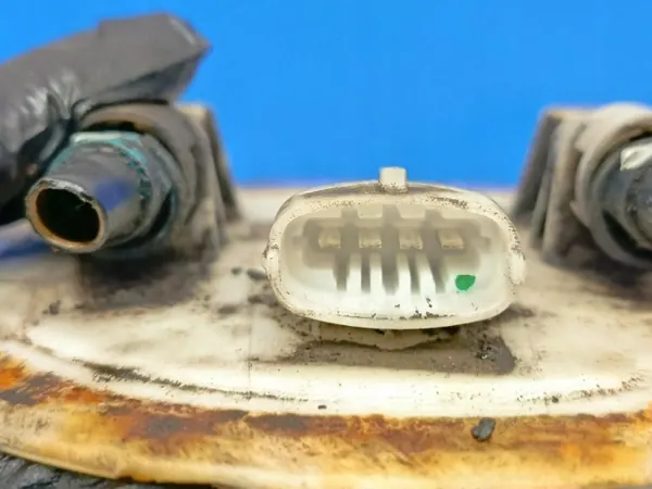 Opel Astra H Brandstofpomp Niveausensor OEM 13119491 image 6