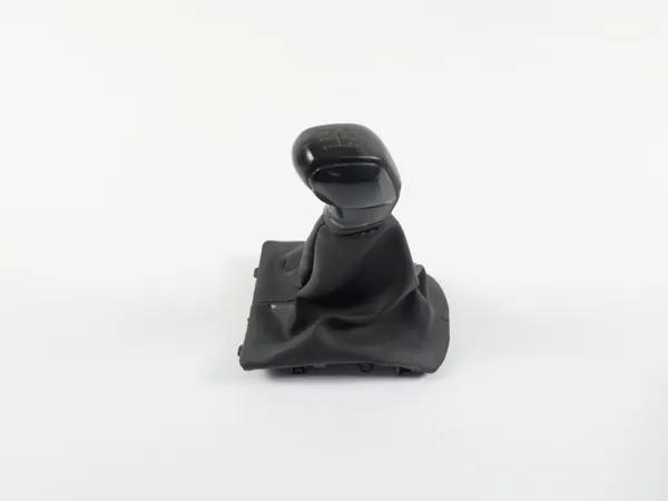 OEM 9673844077 Manchon levier vitesse Peugeot 208 2012-2015 image 4