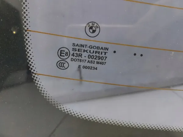 Vitre Arrière BMW 7 F01 F02 OEM BMW 7 F01 SZYBA TYŁ image 3