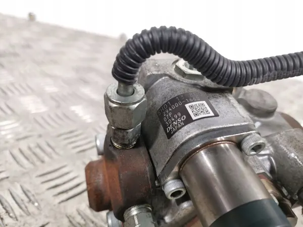 Mazda OE 294000-1660 Einspritzpumpe gebraucht image 3