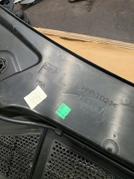 Opel Astra L VI Yläpyyhinvarsisarja OEM 9830565680 image 8