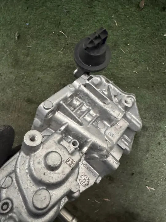 Válvula EGR OEM 255457 para Ford Edge Vignale 2020 image 3