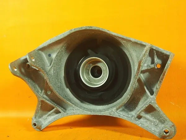 Suporte de amortecedor esquerdo Audi A5 8T OEM 8r0412383a image 6