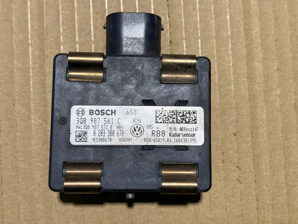 VW Passat B8 Radarsensor OEM 3Q0907561C Gebraucht image 2