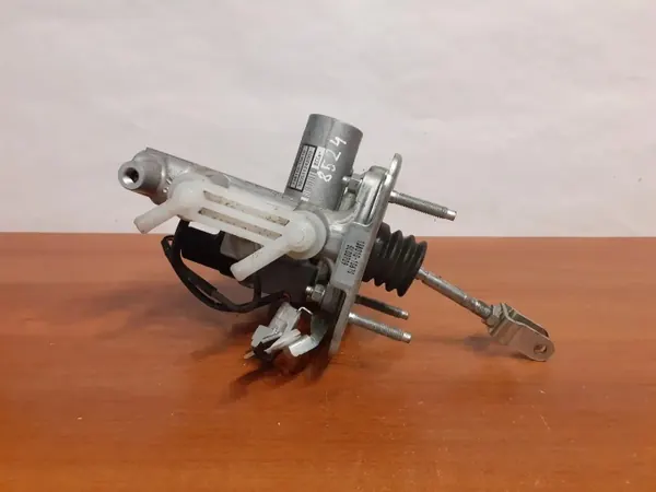Bromscylinder OEM 8524 för Lexus RX (L1) 2012 image 7