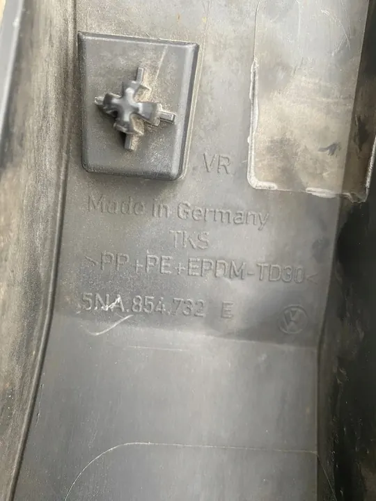 Höger trim för främre skärm VW Tiguan II image 7