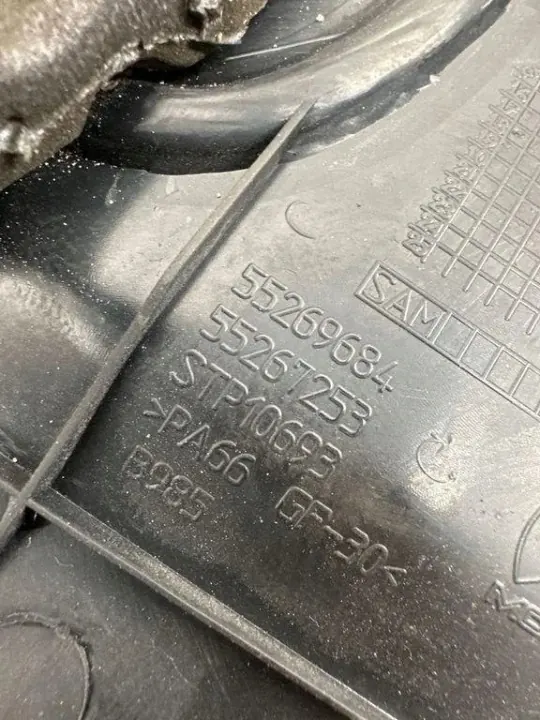 Jeep Compass Moottorin Yläkansi OEM 55269684 image 3