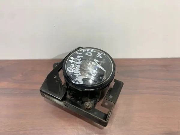 Mitsubishi Outlander etusumuvalo OEM 89210094 image 3