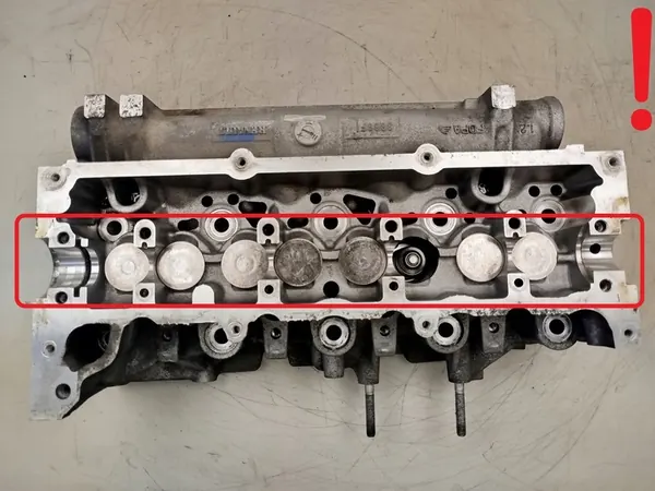 Cabeza de Motor Nissan Renault Dacia 1.5 dCi 110412587R image 2