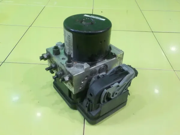 Pompe ABS OEM 00052026358 pour Opel Combo D 1.3 CDTI image 4