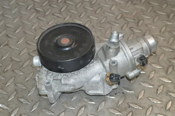 Water Pump Thermostat BMW E65 LIFT LCI 4.8 750i OEM 7586885 image 3