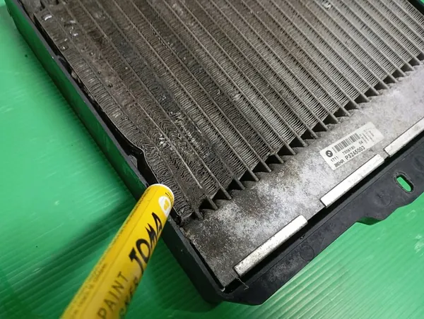 Enfriador de agua adicional BMW 5 F10 F11 image 6