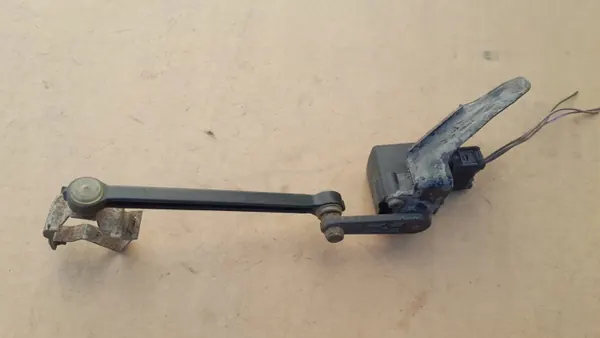Xenon-koplampniveausensor Links Voor OEM 4B0907503 image 5