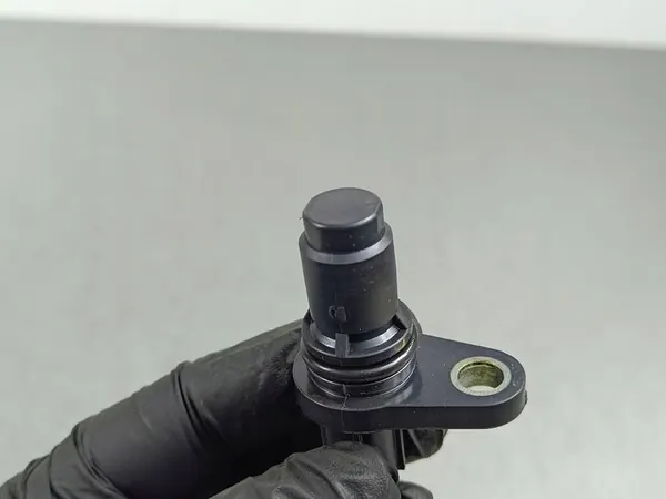 Sensor de posição do comando de válvulas Lexus GS 2015 04S251290 image 3