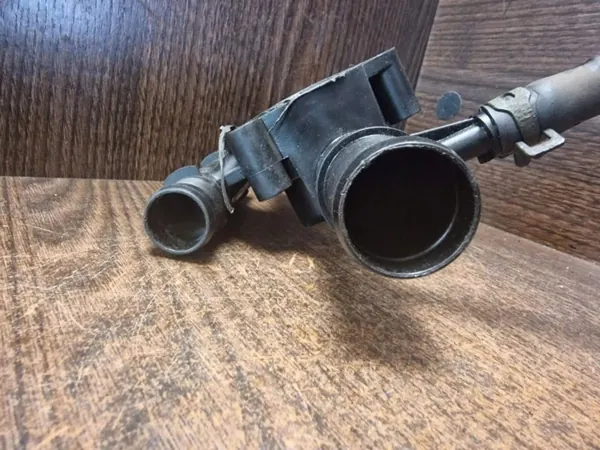 Opel Thermostatbehuizing OEM 8290074349 - Gebruikt image 4