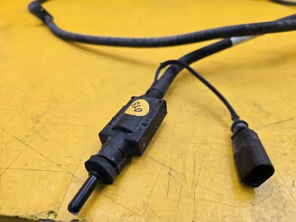 Tuyau AdBlue VW Touareg II OEM 7P6131984G image 3