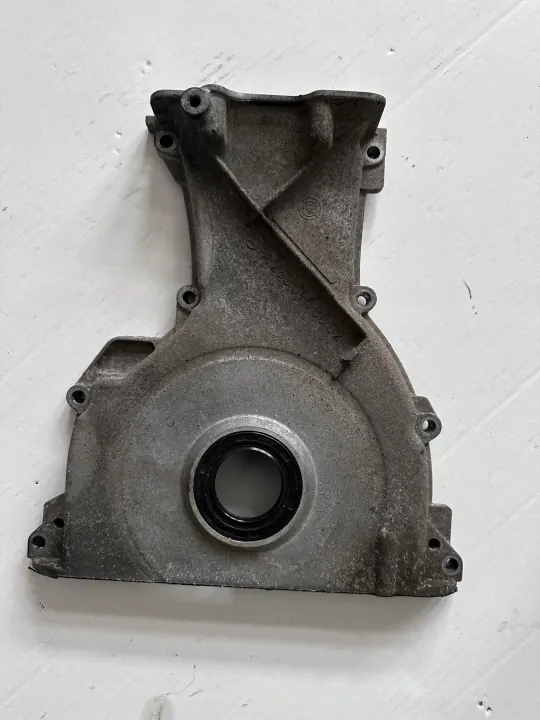 Couvercle de distribution OEM A2660150002 Mercedes-Benz image 3