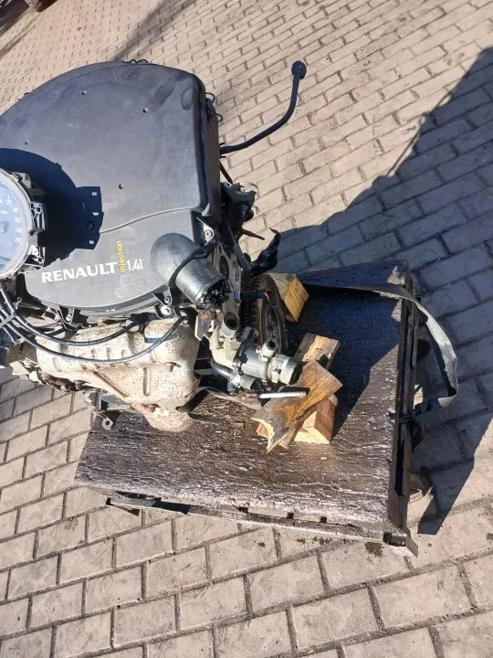 Gebruikte Dacia Sandero I 1.4 MPI motor OEM K7JA710 image 4