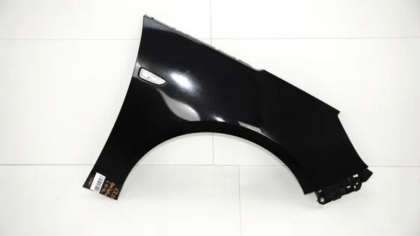 OEM 371118140 Etu-oikea lokasuoja Opel Zafira C:lle image 2