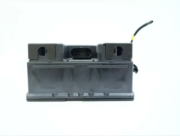 Gebrauchte Porsche Batterie OEM 4M0915169E - 1 Ah image 6