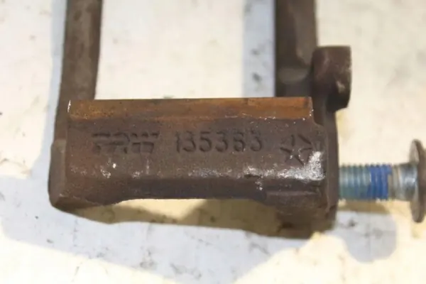 Bromsbeläggsklämma OEM 135363 för Dodge RAM 1500 5.7L image 3