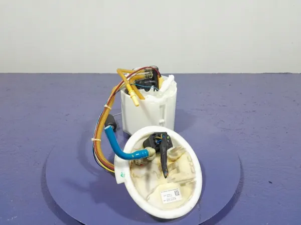 BMW Polttoainepumpun Kelluke OEM 7934507 M4 G82 M3 G80 image 3