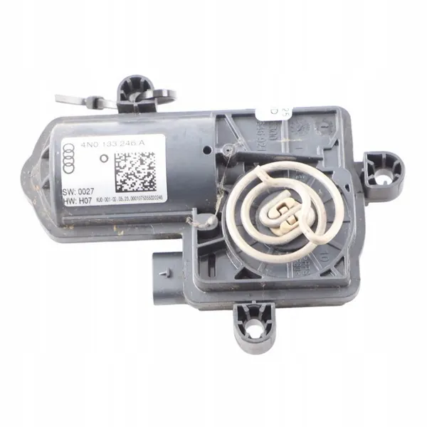 Moteur de clapet d'échappement Audi A4 A5 A6 A7 A8 Q5 Q7 Q8 S3 8Y 4N0133246A image 1