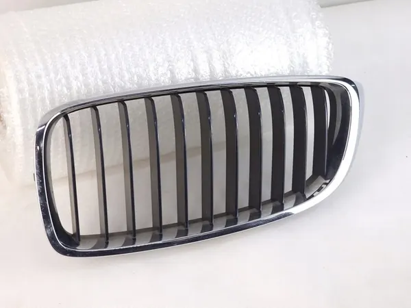 BMW 4 F32 F33 F36 Grille 51137294813 OEM image 3