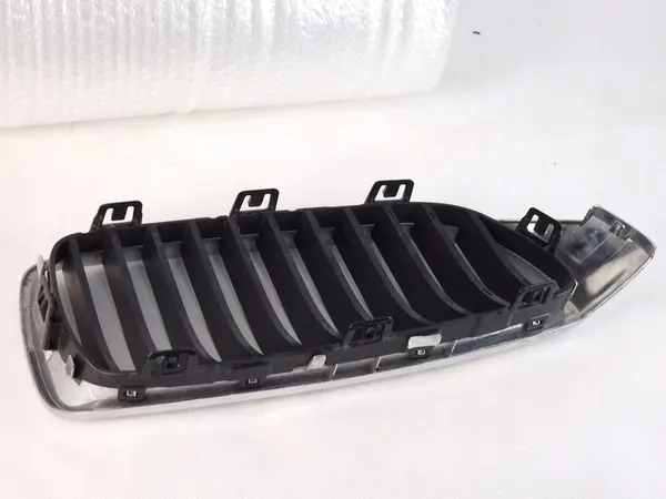 BMW 4 F32 F33 F36 Grille 51137294813 OEM image 4