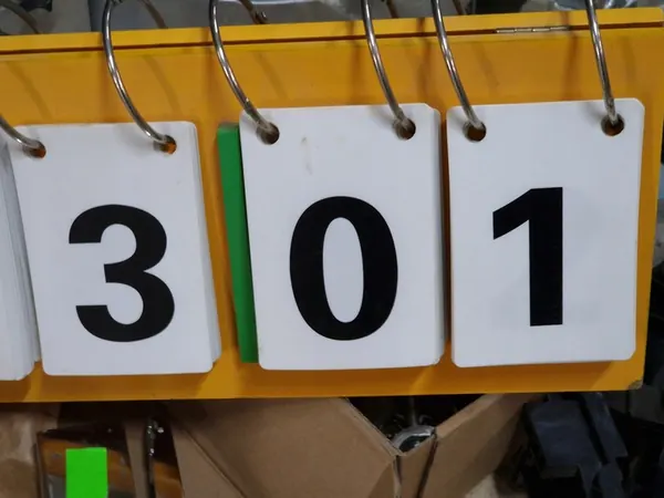 BMW 4 F32 F33 F36 Grille 51137294813 OEM image 7