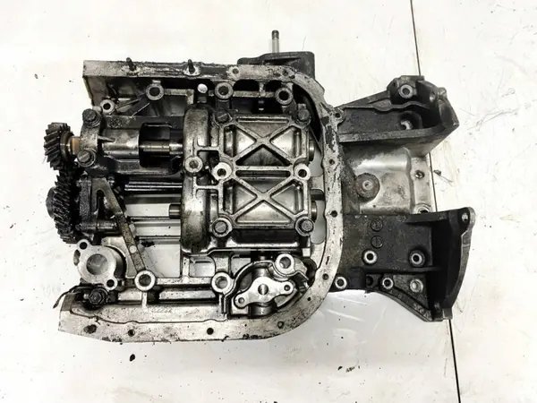 Pompe à huile OEM EIS-2287459 pour Toyota Previa 2003 image 3
