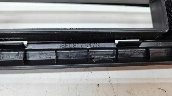 Rejilla Inferior de Parachoques Delantero Audi Q5 SQ5 OE 8R0807647B image 6