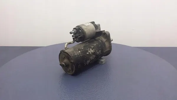 Arrancador VW GOLF II 1.6 TD 068911023G image 2