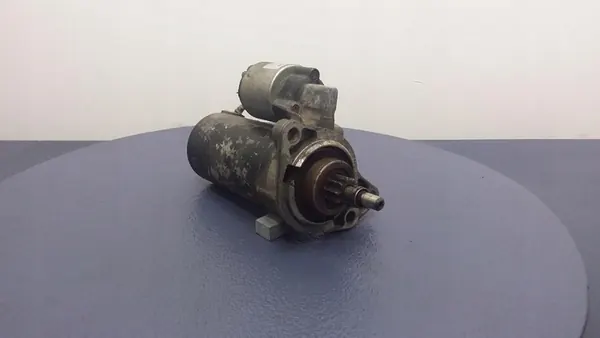 Arrancador VW GOLF II 1.6 TD 068911023G image 3