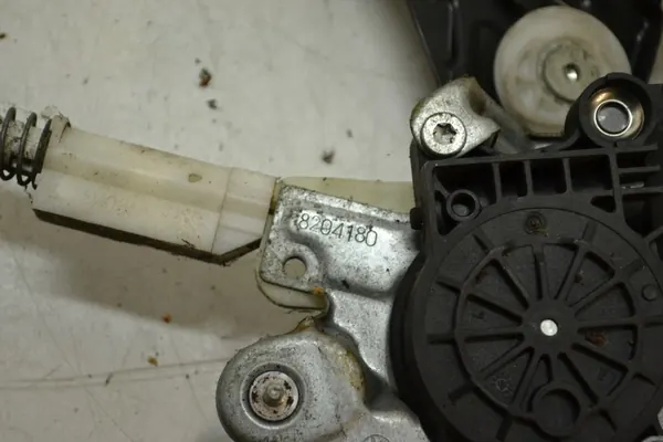 BMW 3 E46 LCI Coupé Elevador de Vidro Direito image 4