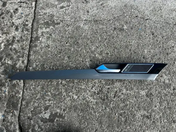 VW Arteon R-LINE 17-20 Moldura delantera izquierda OEM 3G0867439 image 2