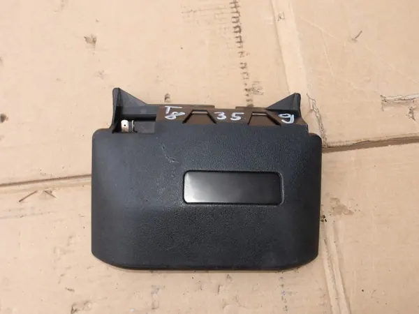 Cinzeiro dianteiro Mercedes 190 OEM 005201 - Usado image 2