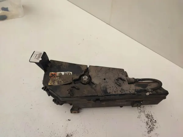Depósito líquido FAP usado OEM 9684805080 para Peugeot image 2