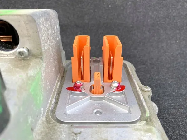 Wechselrichter Polestar 2 OEM 32335132 - Gebraucht image 6