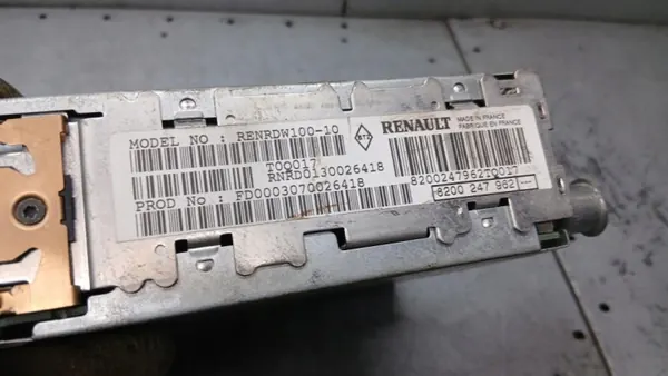 Radio Renault OEM 8200247962 pour Laguna II 1.8B image 3